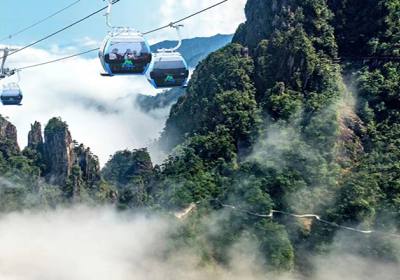 莽山五指峰漫游指南：踏云尋峰，探秘南嶺秘境